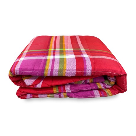 Tagesdecke mit rotem Tartan