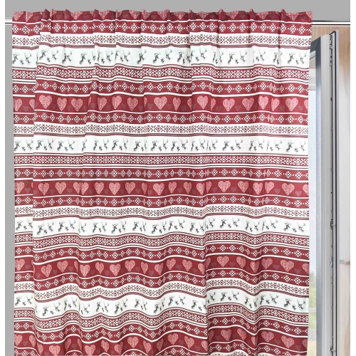 Montaro-style curtains with deer