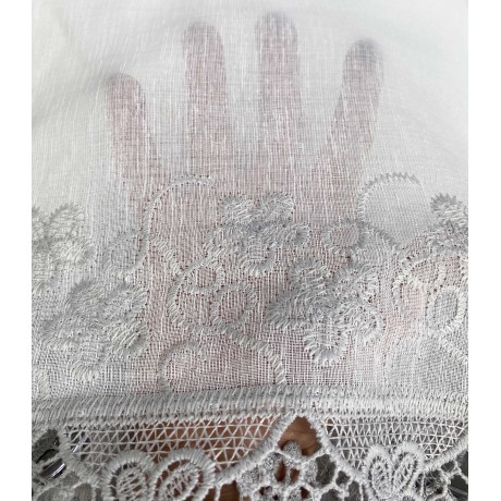 GREY MACRAMÉ FLOWER LACE...