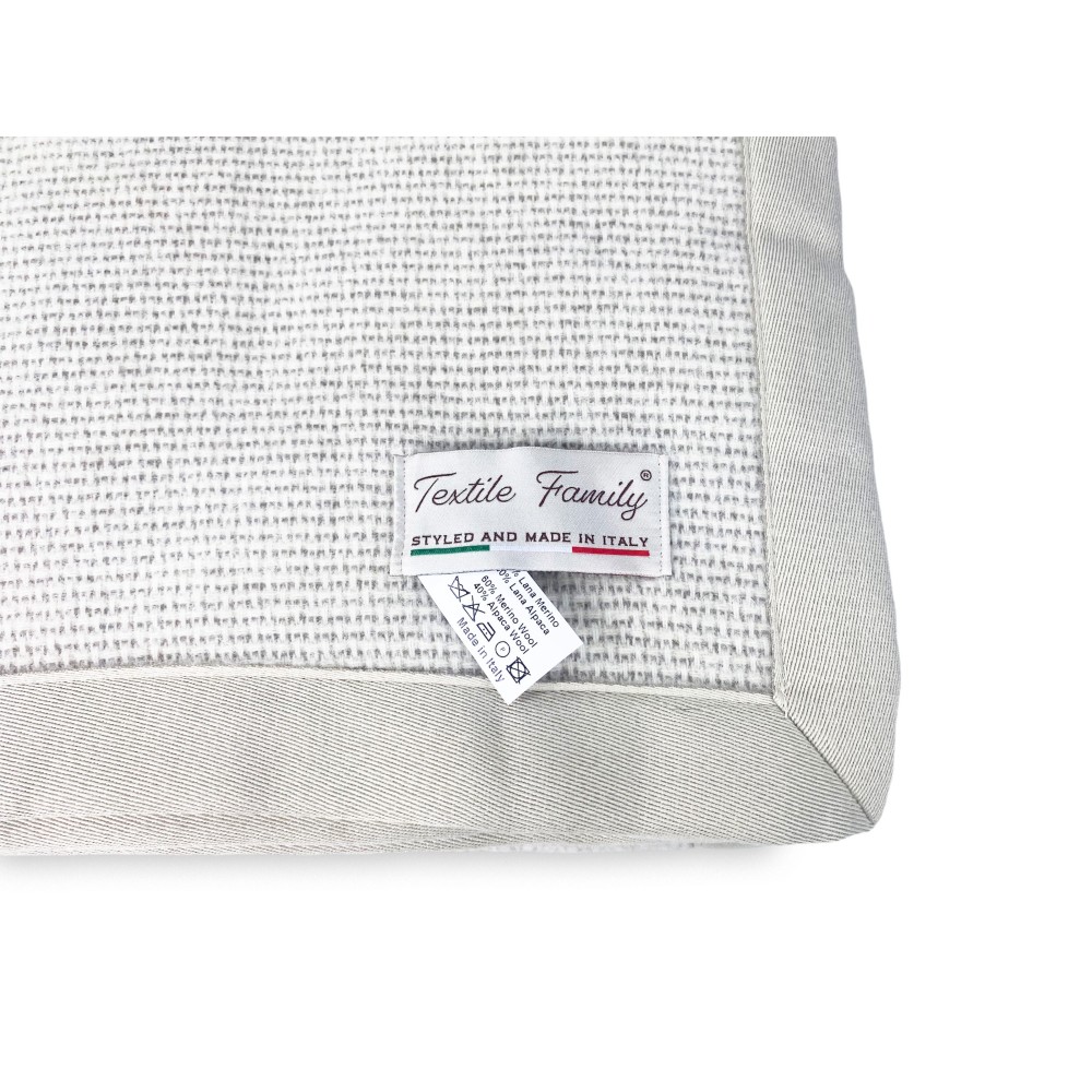 LIGHT SUMMER BLANKET IN FINE MERINO WOOL AND ALPACA double 2 SQUARES