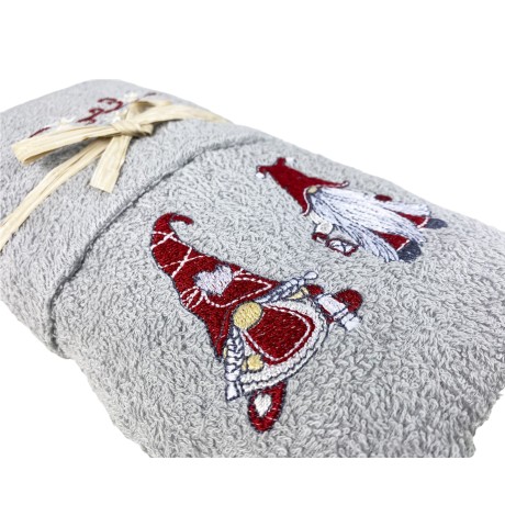 Towel set with elves