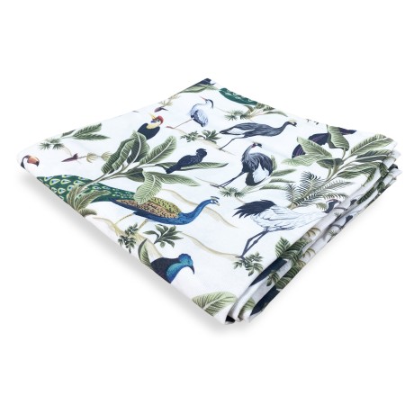 Tent with birds and leaves ready for use