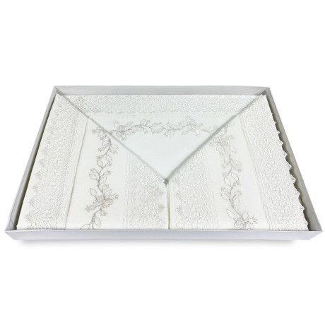 SHEET with MACRAMÉ lace...