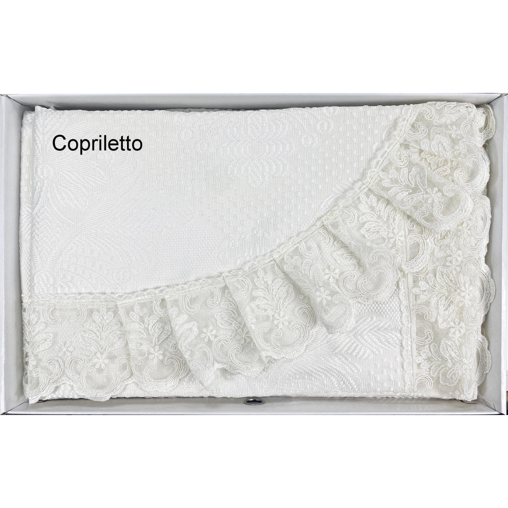 STEFY SATCHEL veredelt mit Makramee Lace DOUBLE Laken und TAGESDECKE Brautidee