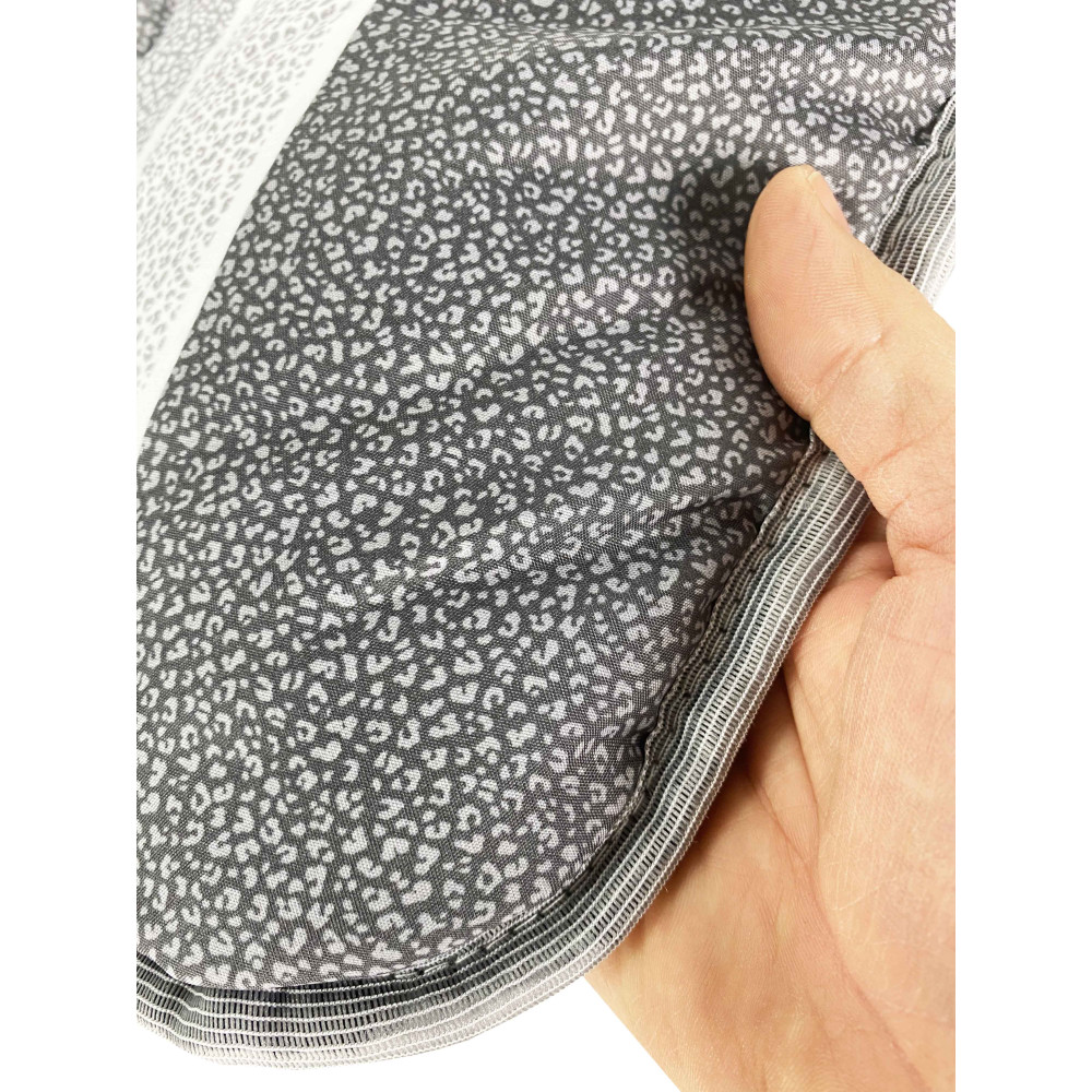 QUILTED BEDSPREAD WITH DOTTED BOW © Grey Made in Italy