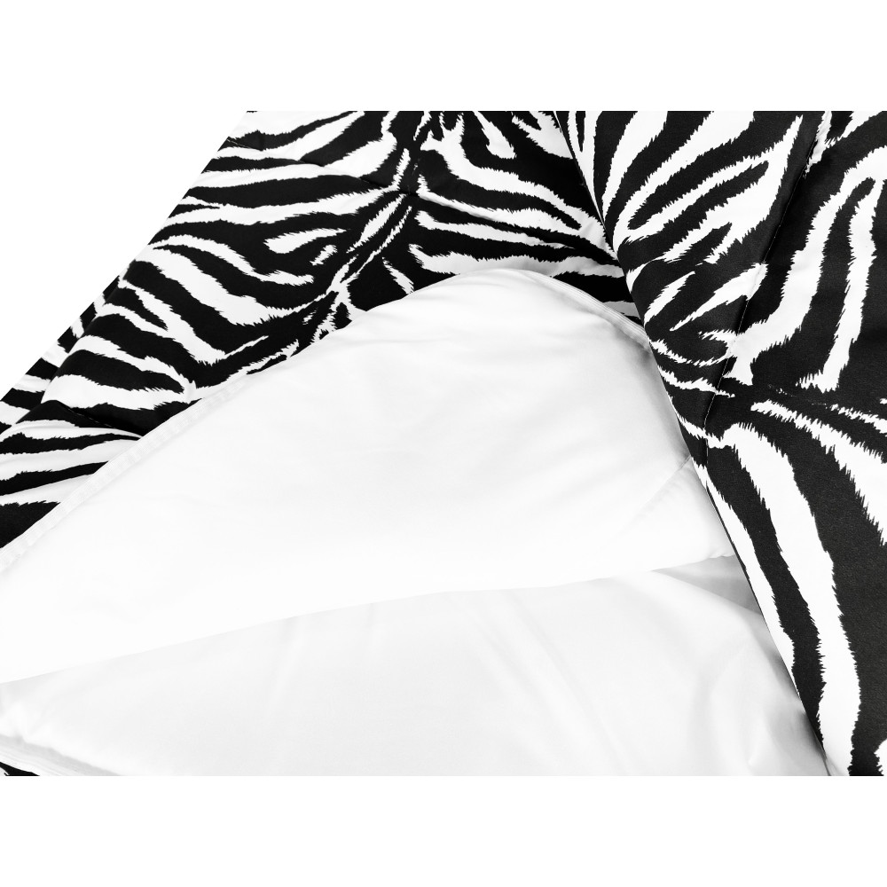 Black and White Striped Bow © Quilted Bedspread Made in Italy