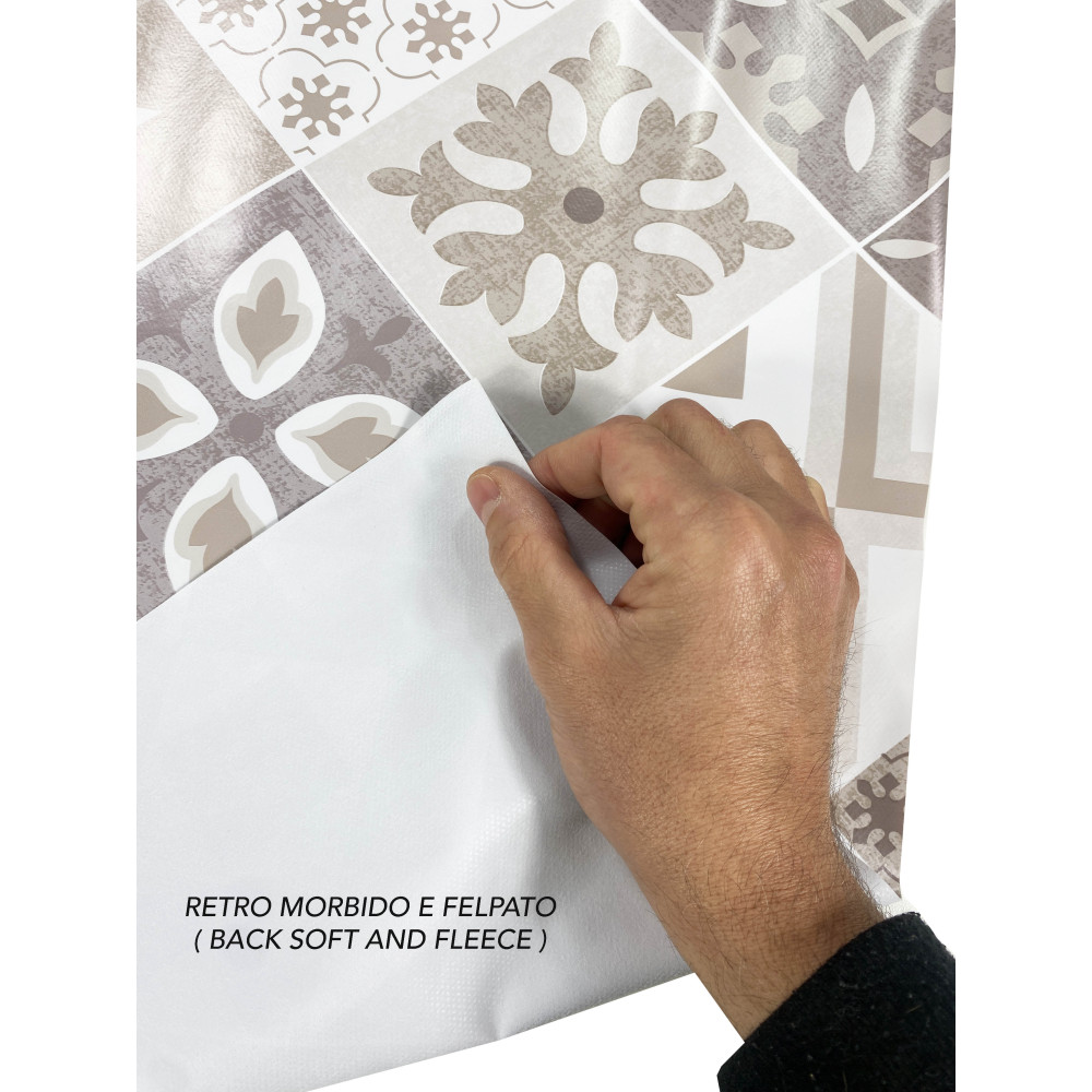 TABLECLOTH FILE © in water-repellent plastic-coated waxed canvas in PVC MAJOLICA Sand Made in Italy