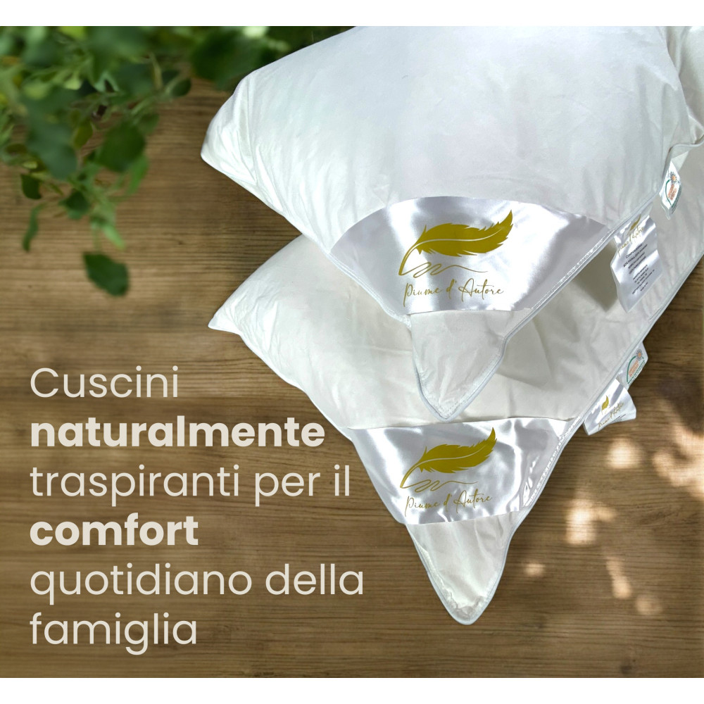 Guanciali Piume d'Autore, Set di 2 Cuscini Letto Matrimoniale Piuma d'Oca 50x80 cm, 1100g, Morbidi, Ipoallergenici e Ergonomici
