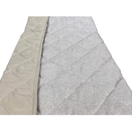Leichte Tagesdecke aus Mikrofaser mit Pfirsicheffekt, ideal für Frühling und Sommer