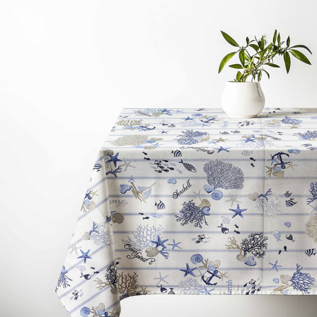 Détail du tissu de la nappe Sissi – Impression de haute qualité avec des couleurs résistantes au lavage