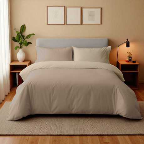 Housse de couette Duotto 4 saisons noisette et taupe - Microfibre respirante, double - Oeko-Tex.