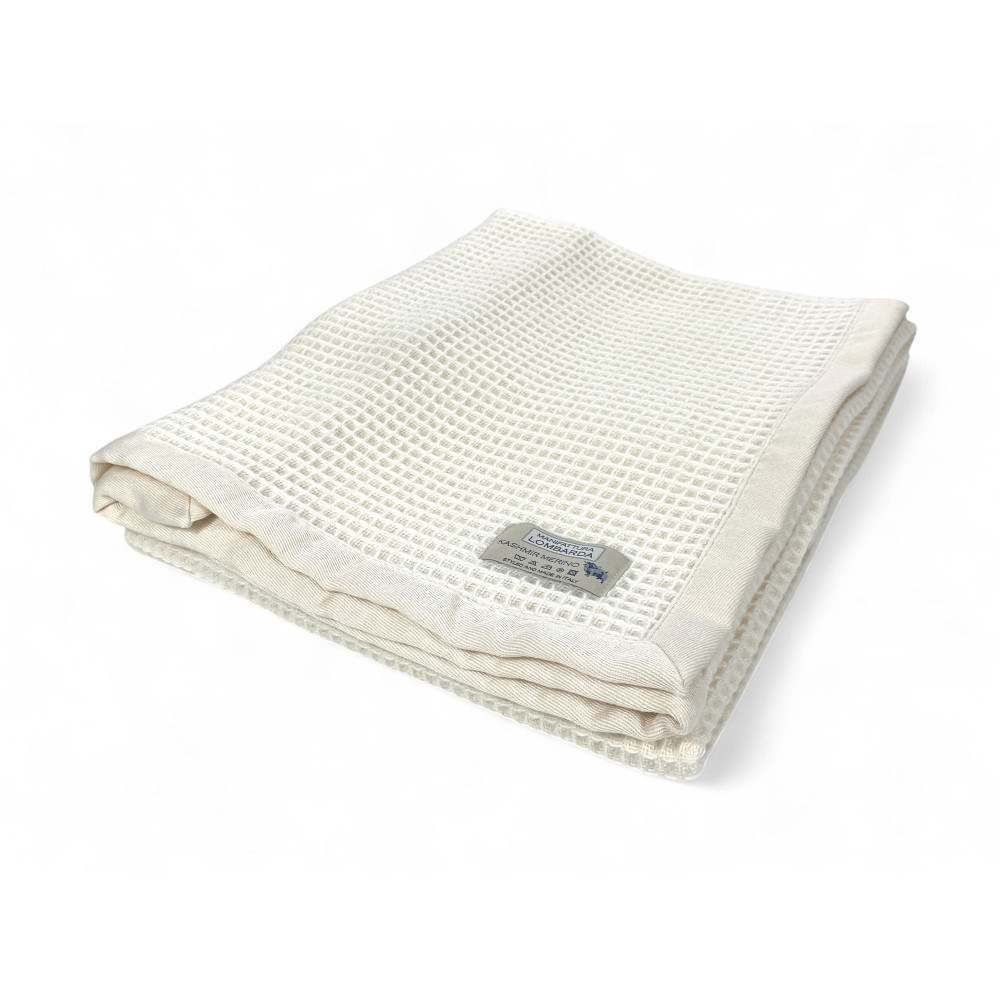 Merino and Kashmir honeycomb baby wool blanket for crib and bassinet Merino and Kashmir honeycomb baby wool blanket for crib and bassinet