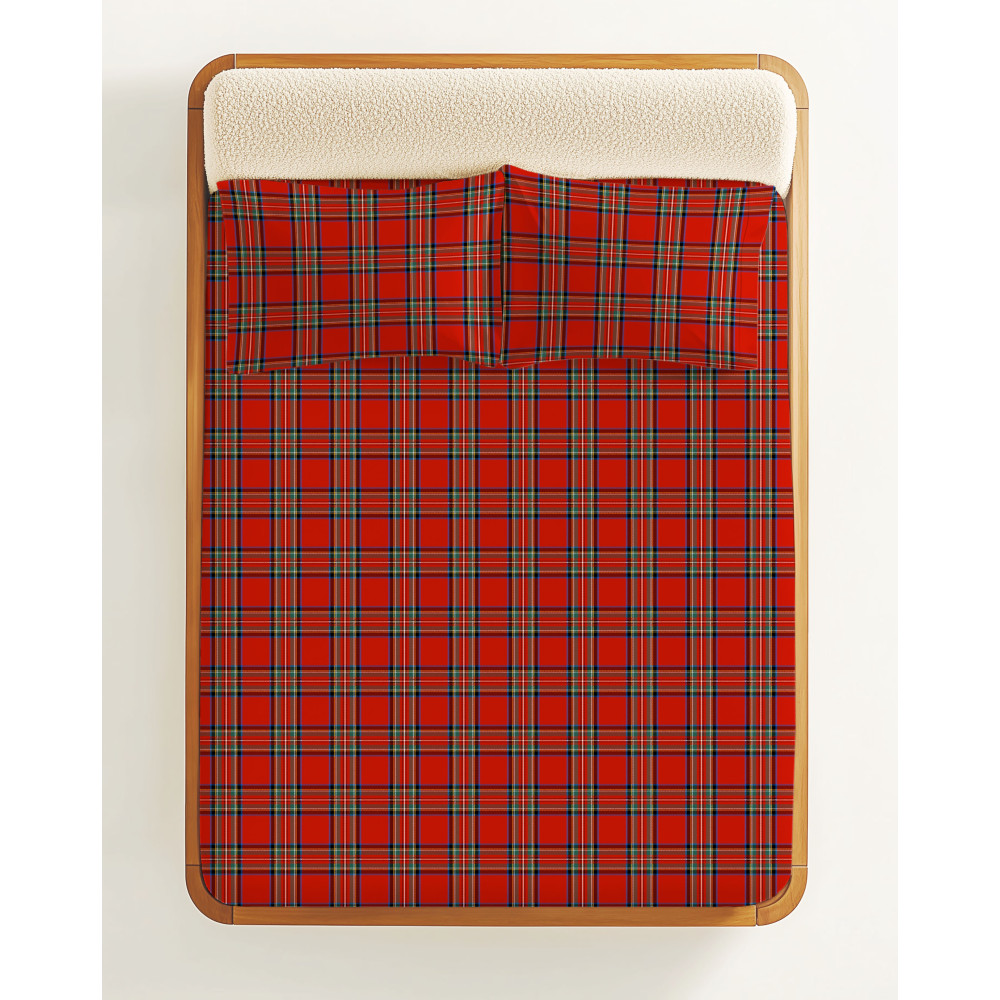 Red Scottish sheet set in 100% natural cotton Made in Italy, cozy winter fabric