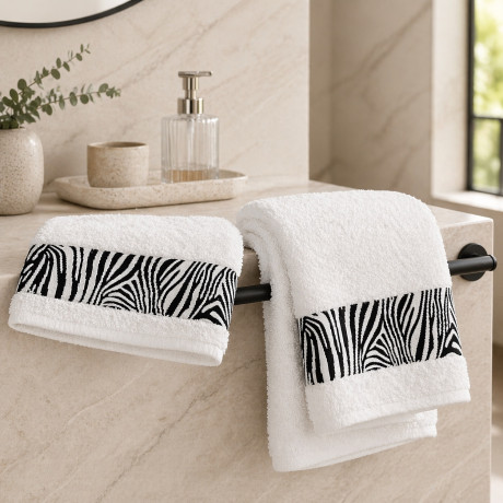 JUEGO DE TOALLAS 1+1 JACQUARD FACE y de invitados WHITE ZEBRA y WASHY BAG