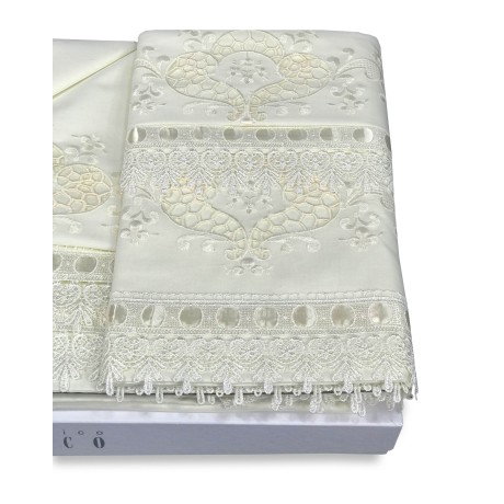 LINGE DE MACRAMÉ DE LA DENTELLE ET DE LA DENTELLE DE BURANO CRÈME DE LIT D'IDÉE POUR LA MARIÉE