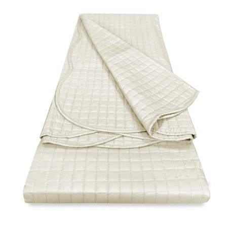 QUILTED BEDSPREAD PLAIN VENICE DOUBLE BED 2 SQUARES