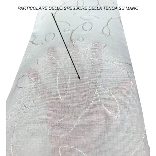 PAAR VORHÄNGE NOEMI MODERNE STICKEREI MIT WEISSEM BLATT