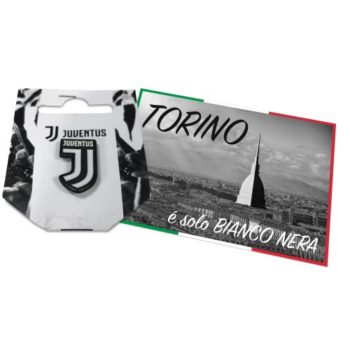 METALLABZEICHEN F.C. JUVENTUS UND POSTKARTE TURIN IST